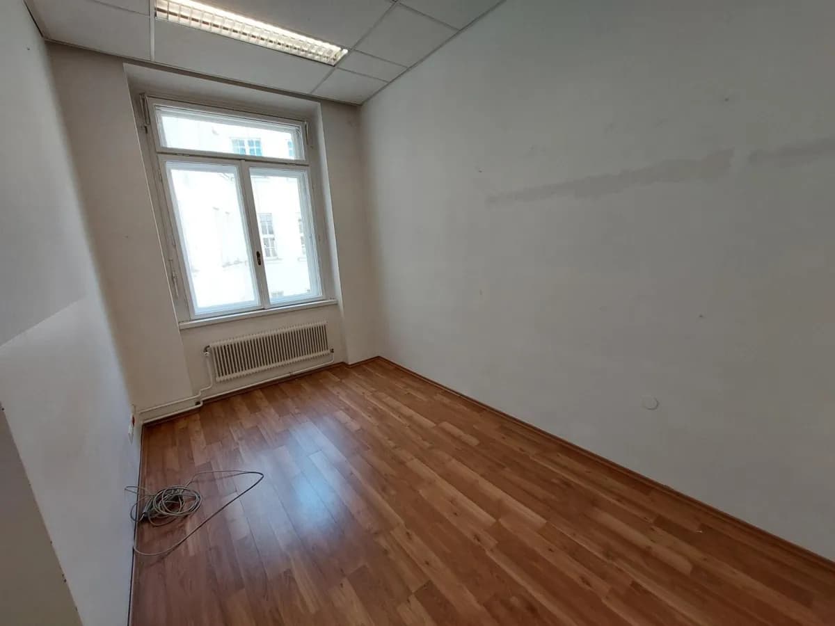 9-Zimmer-Gewerbeimmobilie mieten in Wien – 714 m², € 11.181 – Bild 26 von 34