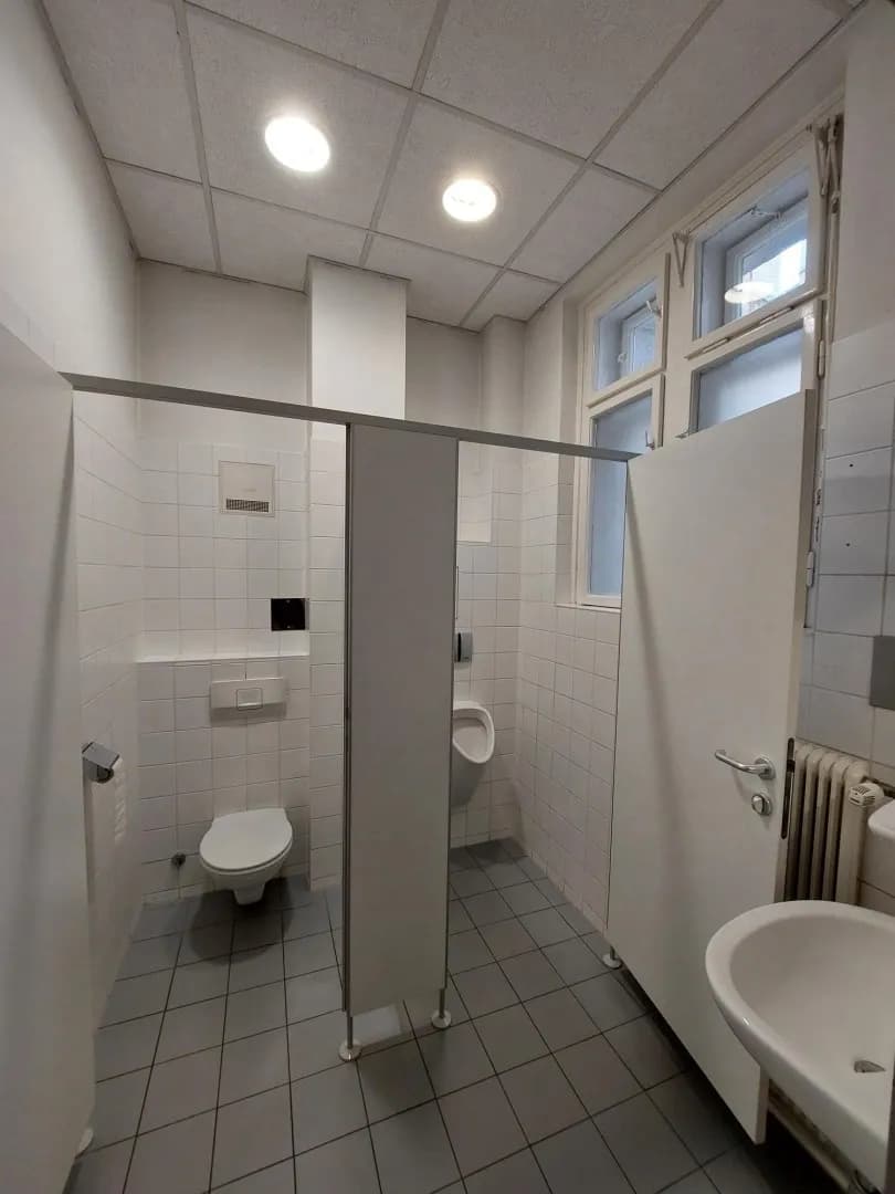 9-Zimmer-Gewerbeimmobilie mieten in Wien – 714 m², € 11.181 – Bild 27 von 34