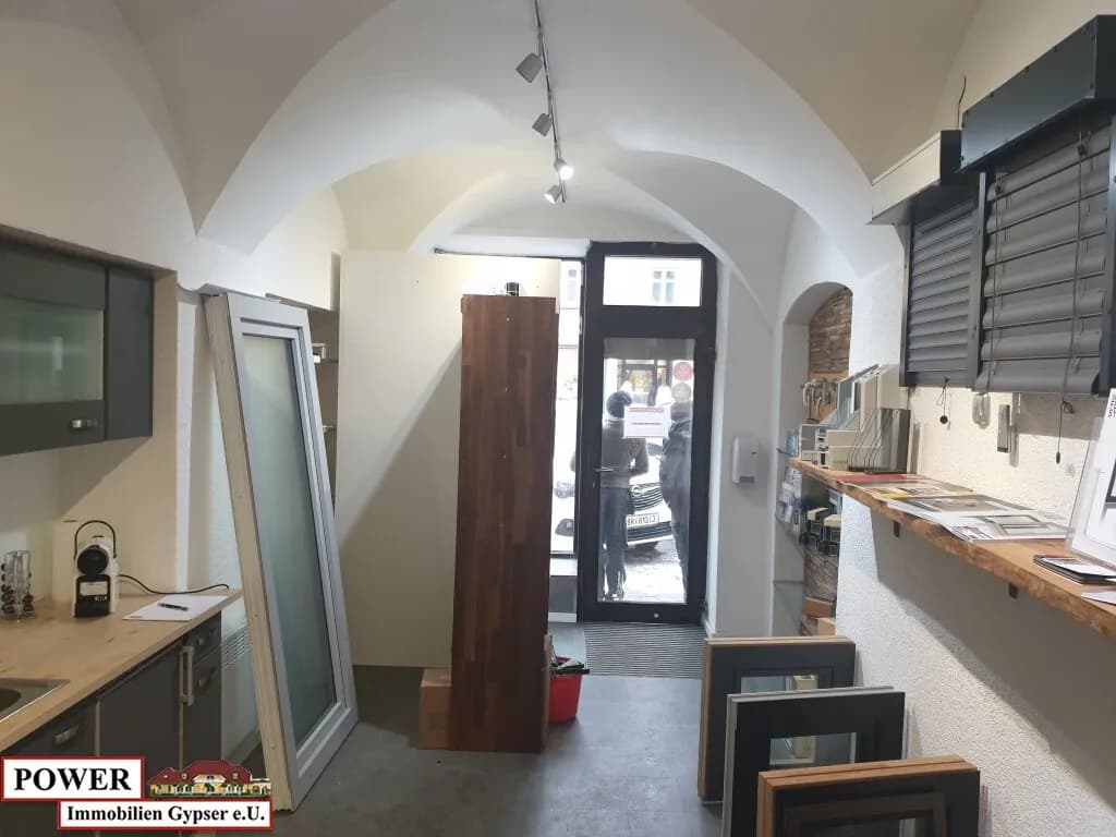 Gewerbeimmobilie mieten in Braunau am Inn – 25 m², € 542 – Bild 3 von 8