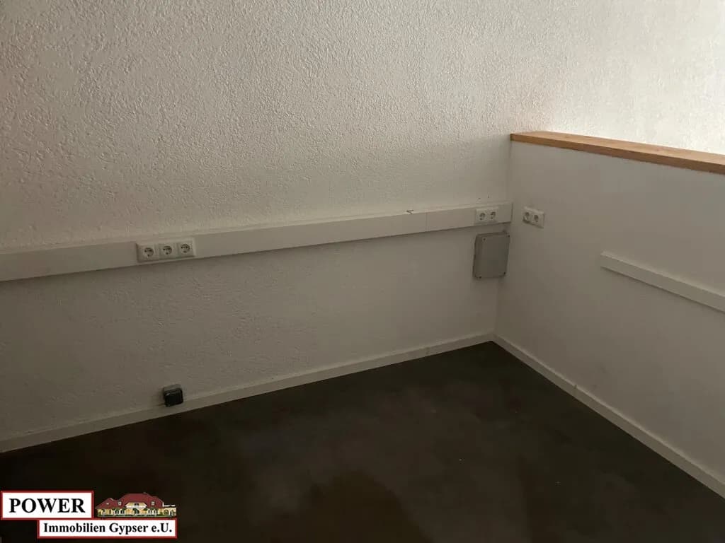 Gewerbeimmobilie mieten in Braunau am Inn – 25 m², € 542 – Bild 6 von 8