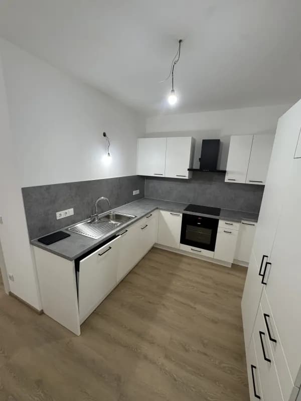 3-Zimmer-Wohnung mieten in Salzburg Stadt – 89 m², € 1.823 – Bild 8 von 13