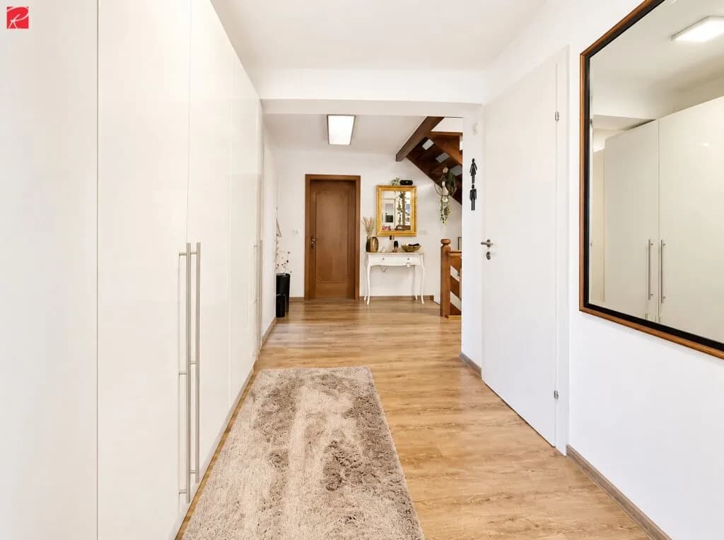 9-Zimmer-Gewerbeimmobilie kaufen in Weiz – 307,63 m², € 480.000
