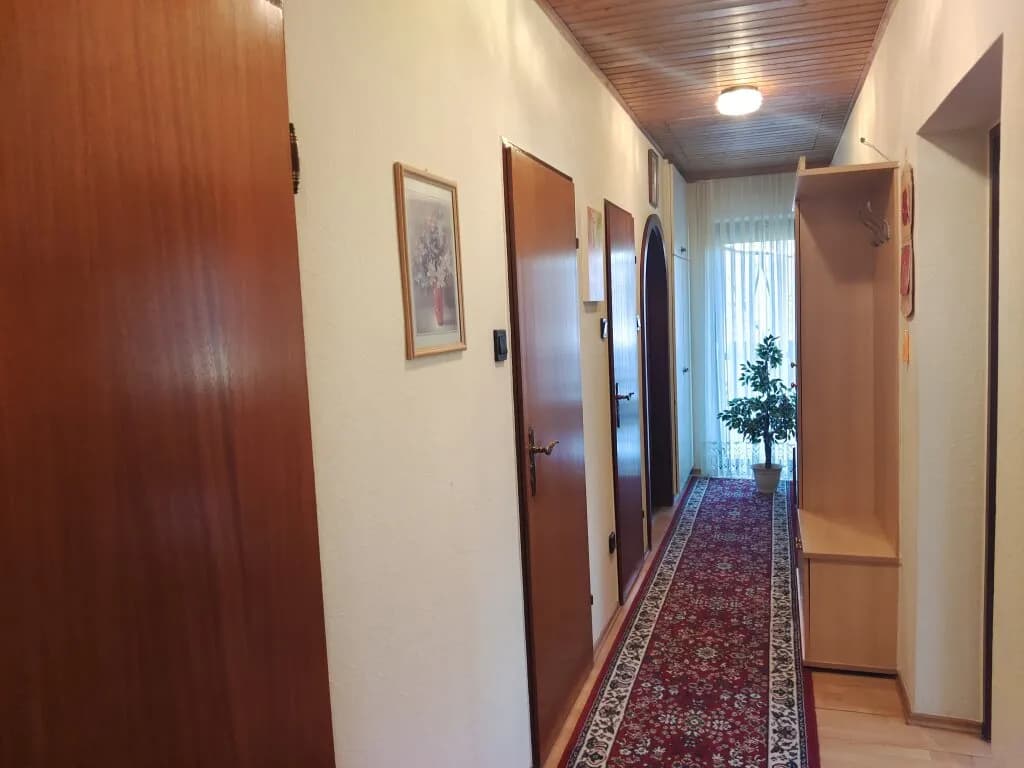 8-Zimmer-Haus kaufen in Baden – 165 m², € 498.000 – Bild 18 von 31