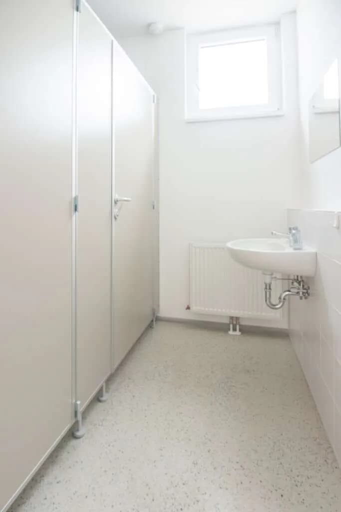 1-Zimmer-Gewerbeimmobilie mieten in Baden – 24 m², € 250 – Bild 18 von 22