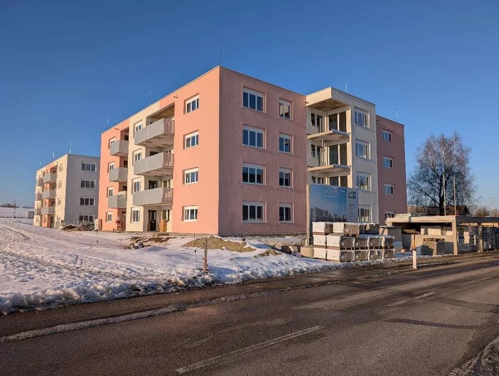 3-Zimmer-Wohnung mieten in Vöcklabruck – 70,11 m², € 938