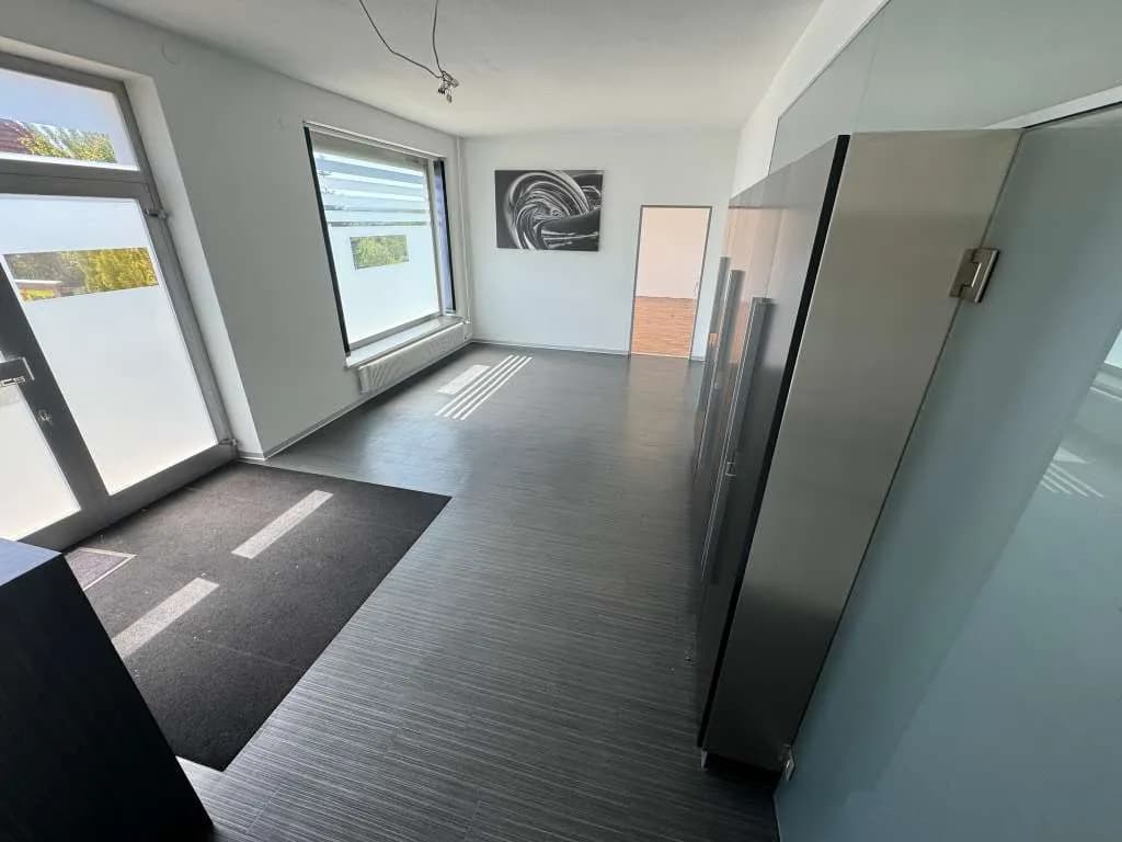 Gewerbeimmobilie mieten in Hartberg-Fürstenfeld – 300 m² – Bild 2 von 12