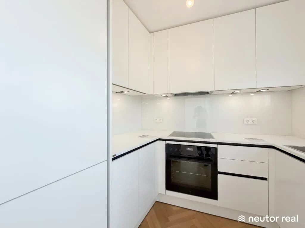 4-Zimmer-Wohnung mieten in Wien – 127 m², € 3.490 – Bild 3 von 36