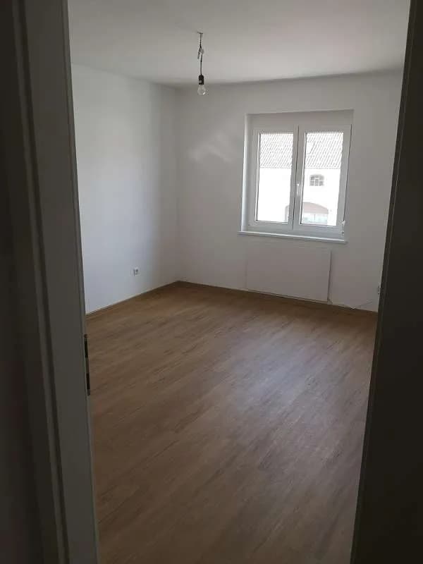 2-Zimmer-Wohnung mieten in Amstetten – 66 m², € 600 – Bild 3 von 8