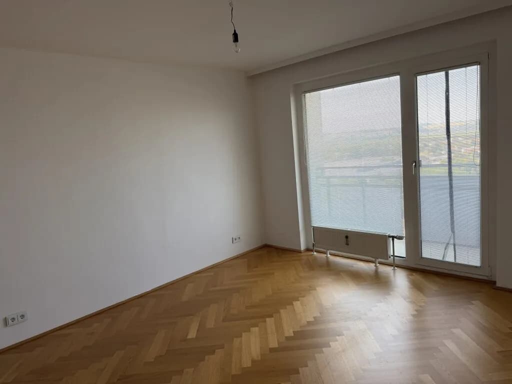 2-Zimmer-Wohnung mieten in Wels – 83 m², € 893 – Bild 11 von 19