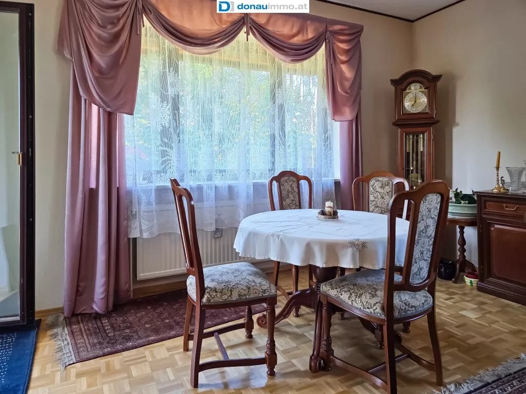 7-Zimmer-Immobilie kaufen in Waidhofen an der Thaya – 245 m², € 268.000 – Bild 12 von 46