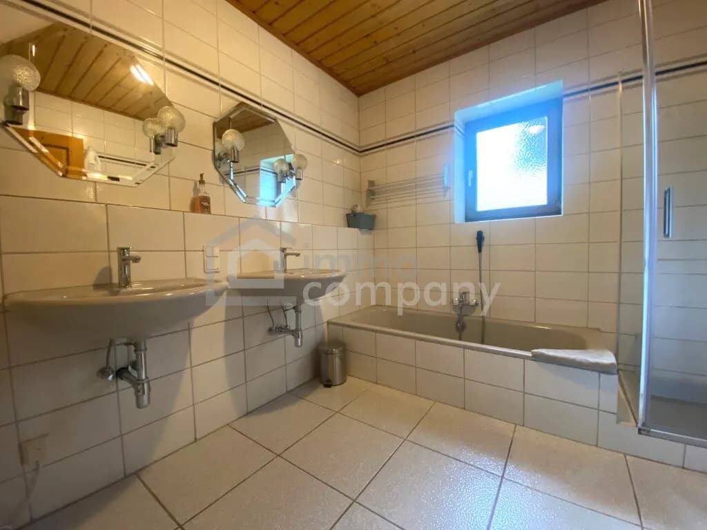 7-Zimmer-Gewerbeimmobilie kaufen in Wiener Neustadt Land – 259 m², € 899.000 – Bild 11 von 16