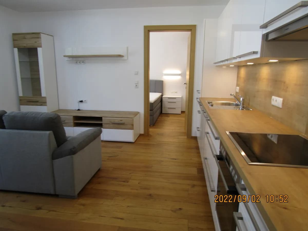 2-Zimmer-Wohnung mieten in Imst – 37 m², € 1.055 – Bild 2 von 26