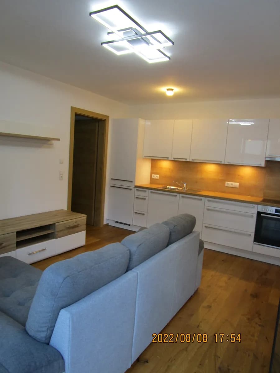 2-Zimmer-Wohnung mieten in Imst – 37 m², € 1.055 – Bild 8 von 26