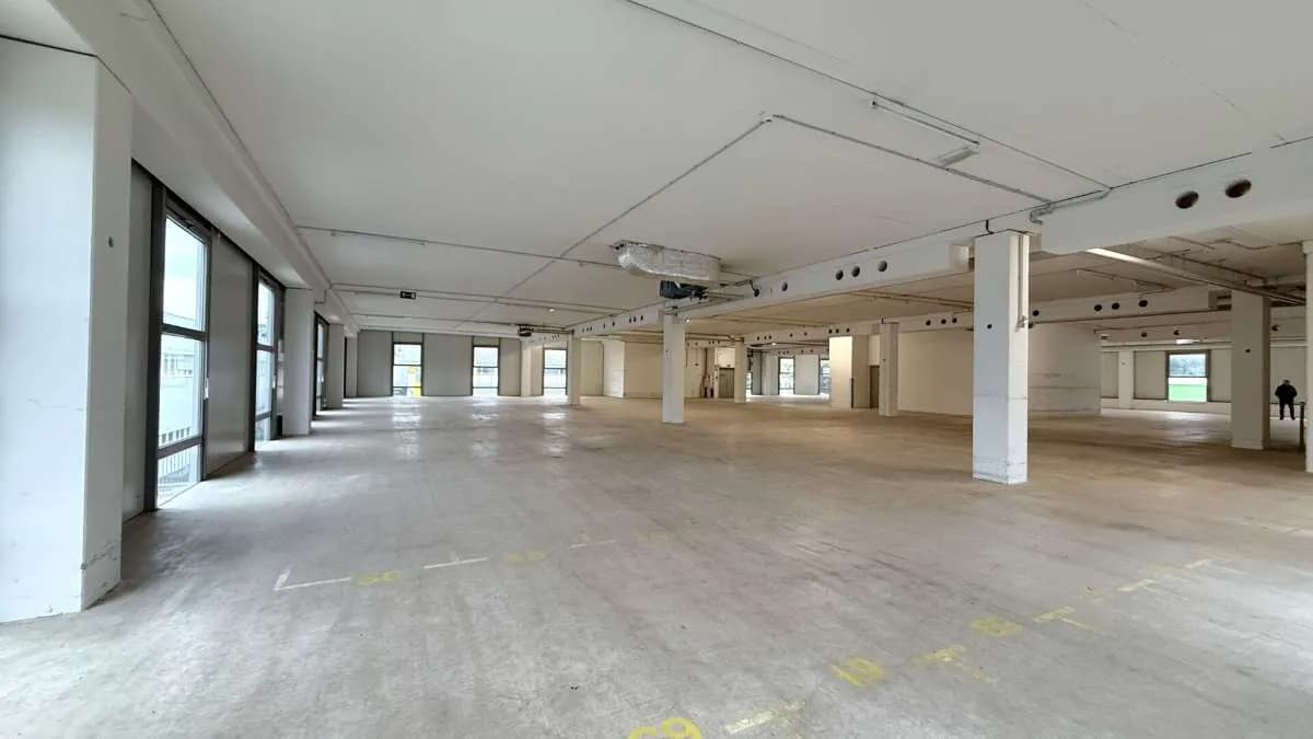 Gewerbeimmobilie mieten in Vöcklabruck – 3 262 m² – Bild 8 von 19