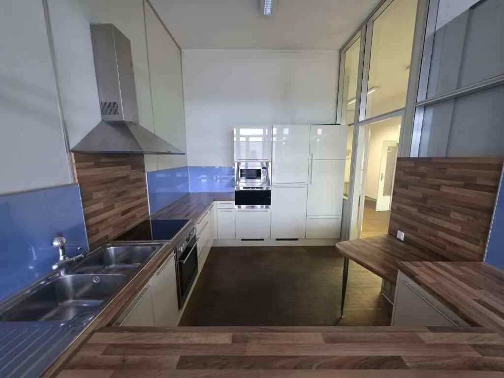 Gewerbeimmobilie mieten in Baden – 50 m², € 415 – Bild 4 von 4