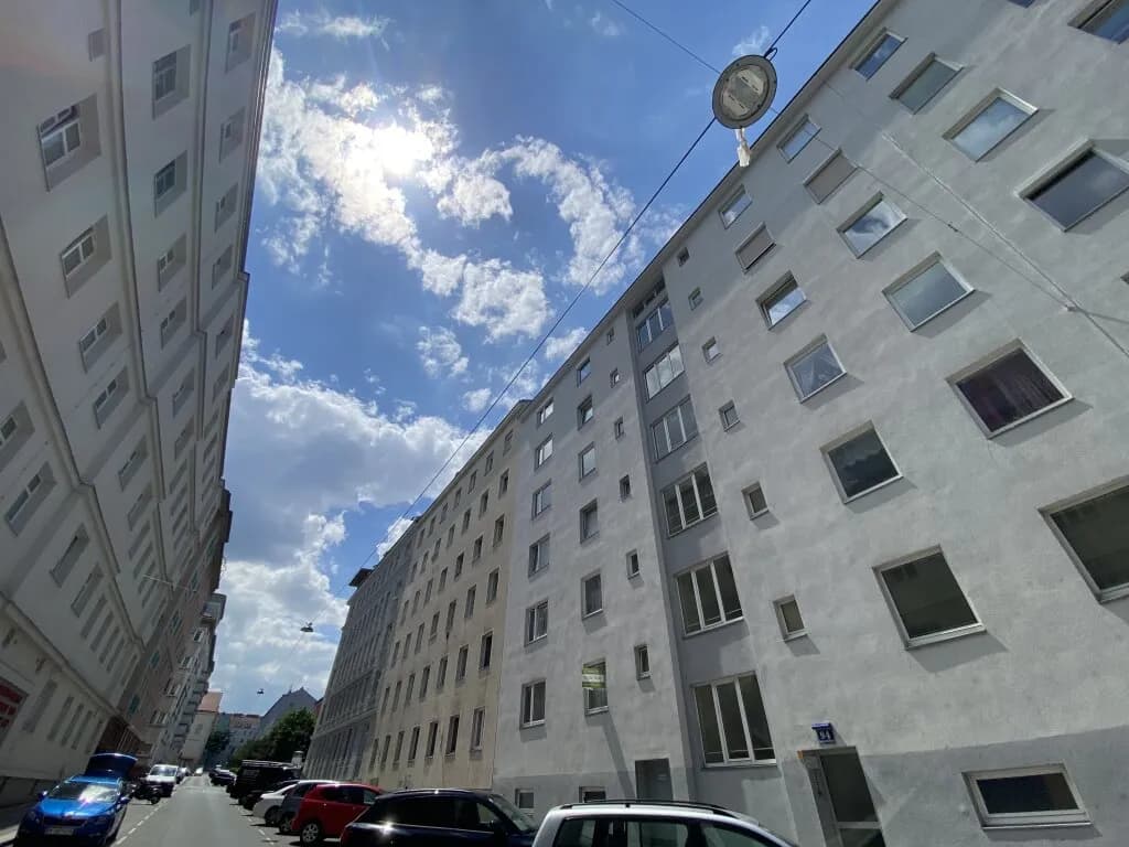2-Zimmer-Wohnung kaufen in Wien – 71 m², € 198.000