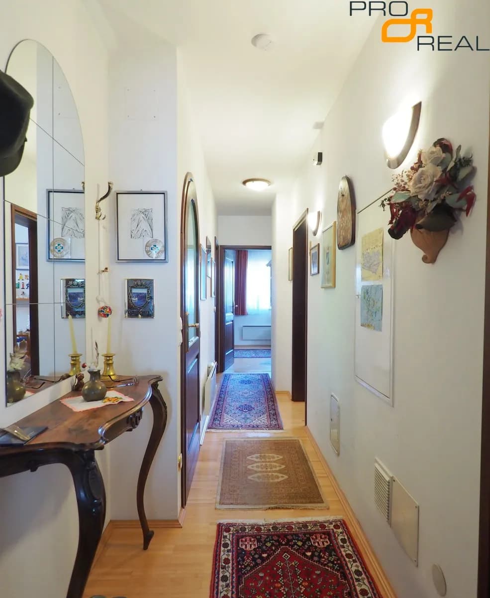 8-Zimmer-Gewerbeimmobilie kaufen in Feldkirchen – 204 m², € 645.000 – Bild 11 von 30