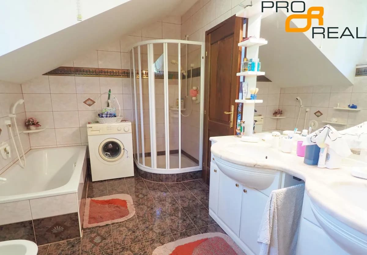 8-Zimmer-Gewerbeimmobilie kaufen in Feldkirchen – 204 m², € 645.000 – Bild 13 von 30