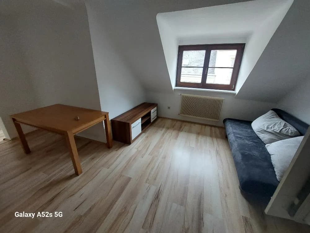 2-Zimmer-Wohnung mieten in Steyr – 42 m², € 590 – Bild 2 von 9