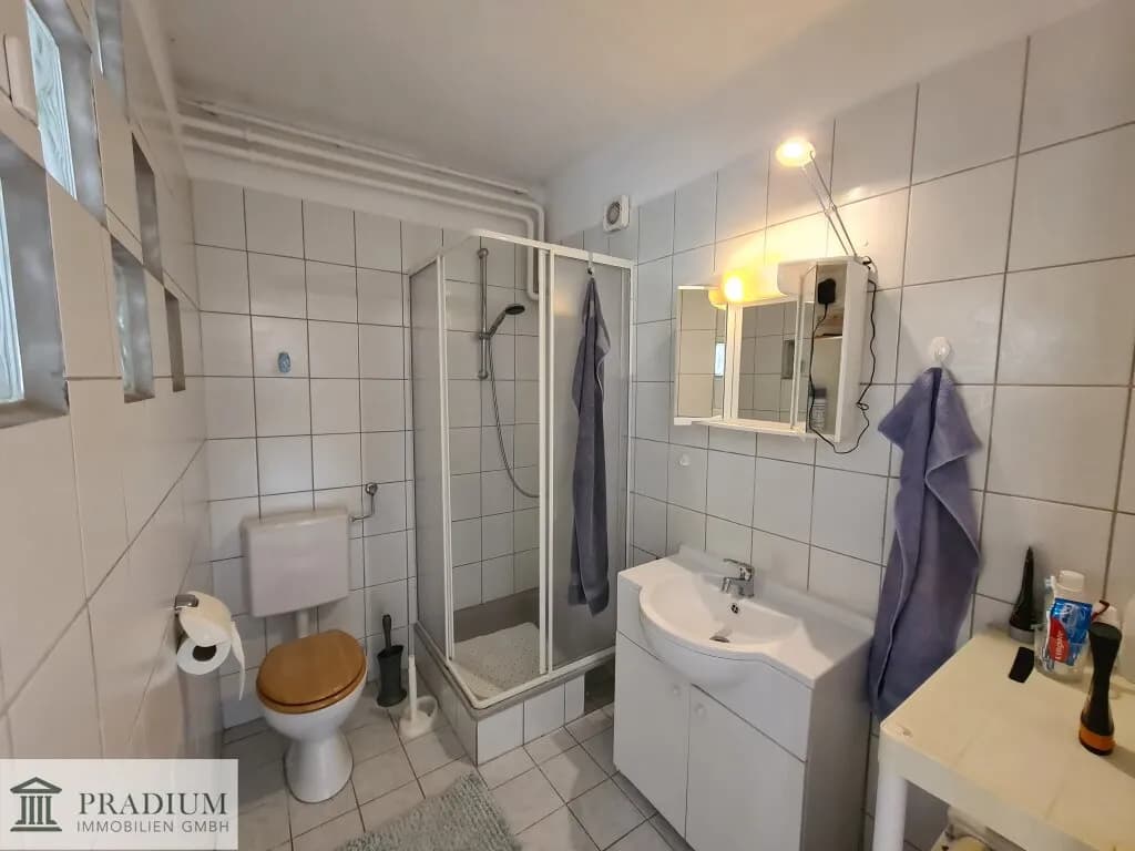 7-Zimmer-Gewerbeimmobilie kaufen in Baden – 186 m², € 400.000 – Bild 12 von 18