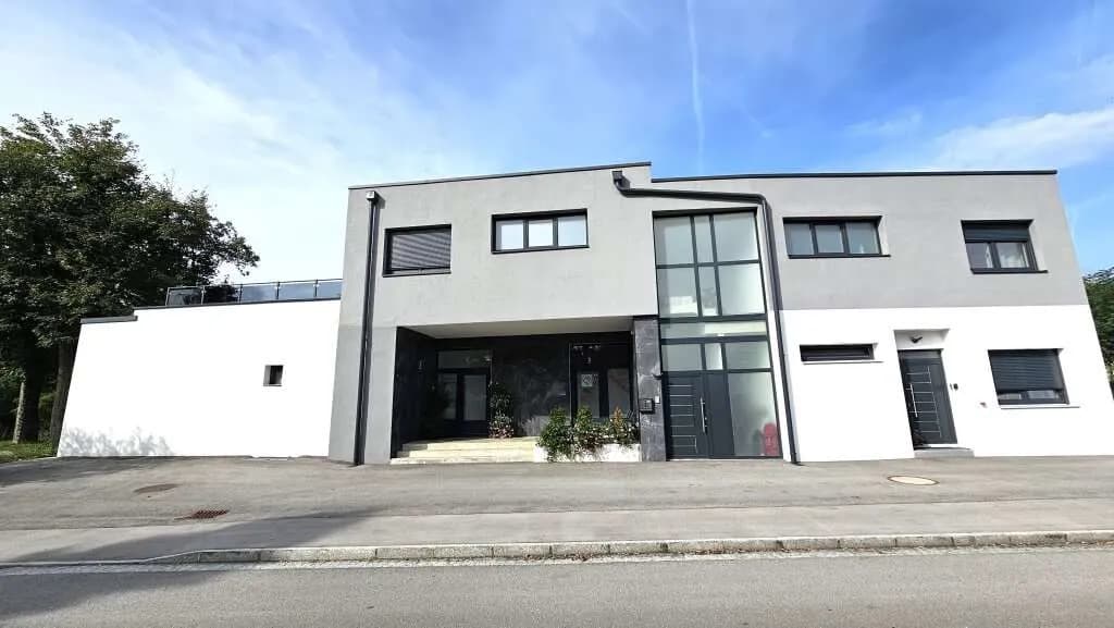 14-Zimmer-Haus kaufen in Villach – 300,45 m²