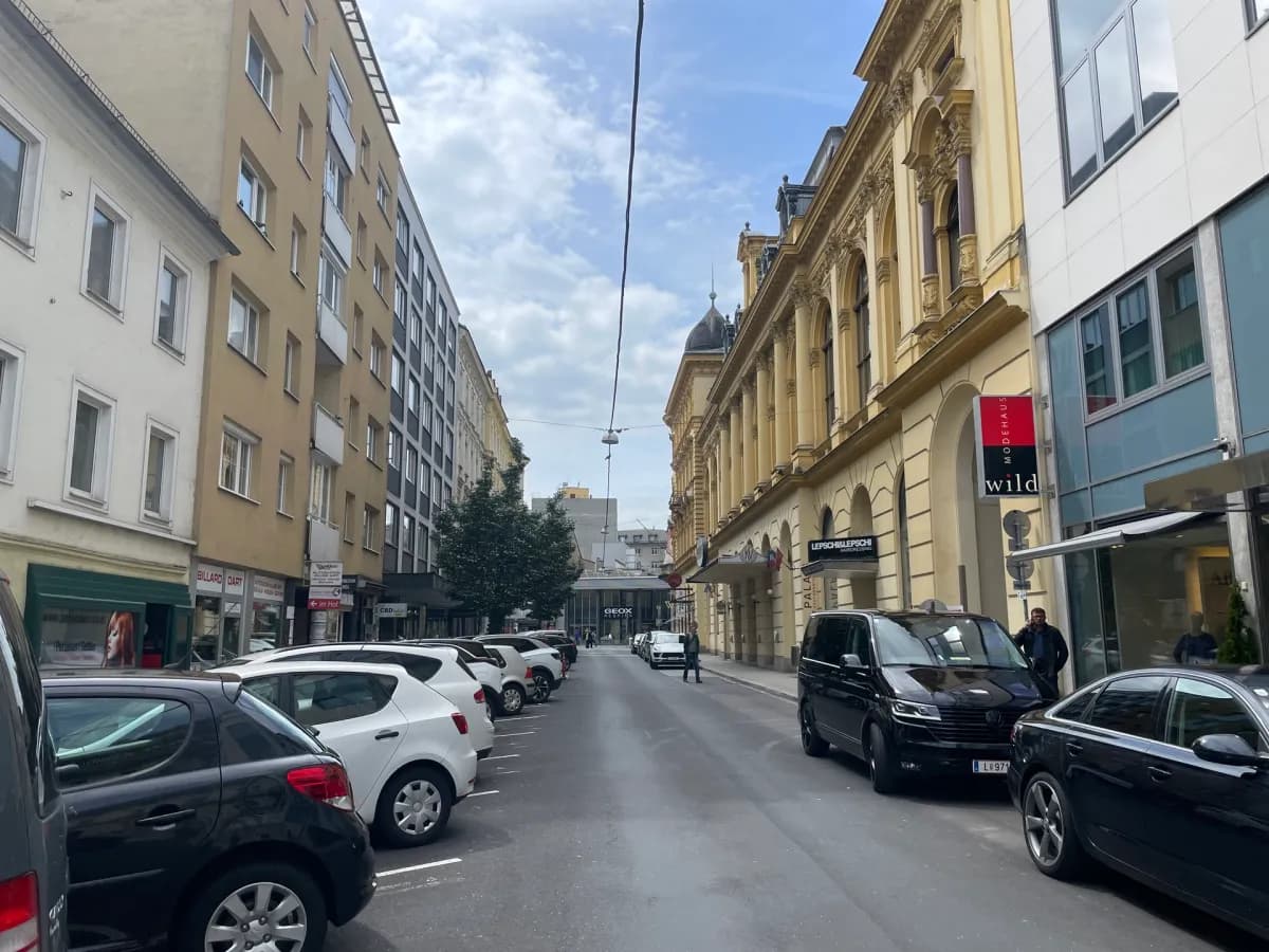 1-Zimmer-Gewerbeimmobilie kaufen in Linz – 46 m², € 229.000 – Bild 12 von 12