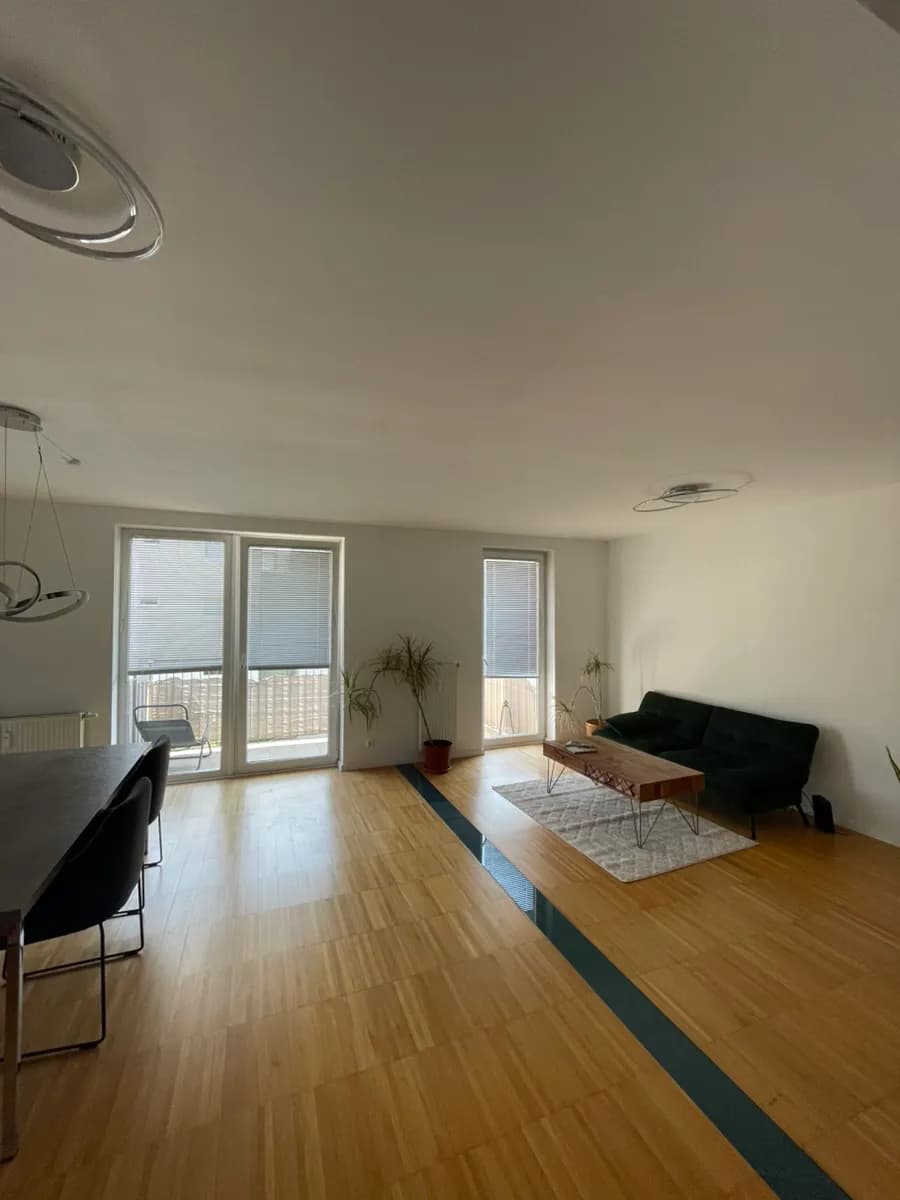 1-Zimmer-Wohnung mieten in Graz – 86 m², € 750 – Bild 2 von 4
