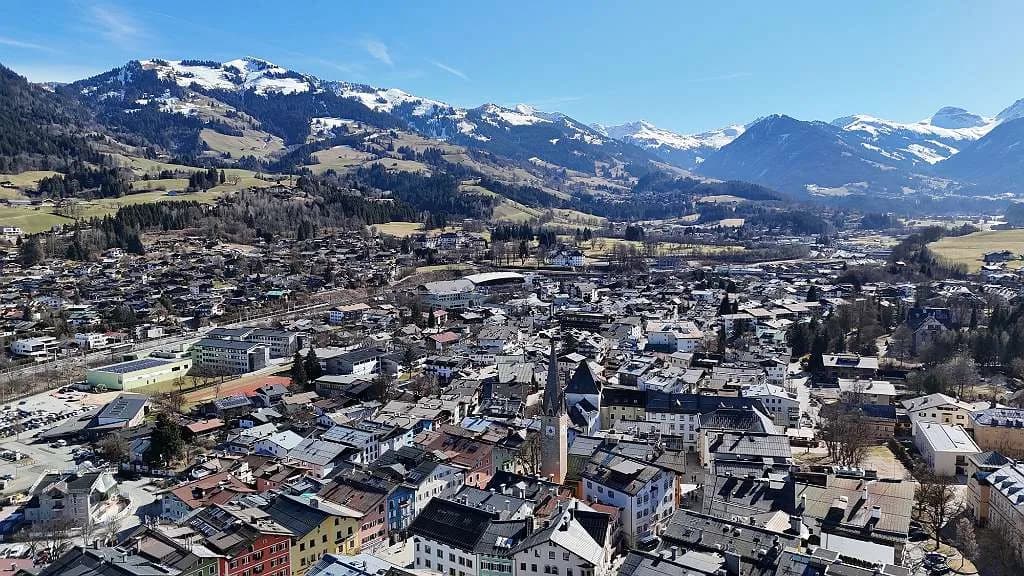Immobilie kaufen in Kitzbühel – 396 m², € 12.500.000 – Bild 6 von 7
