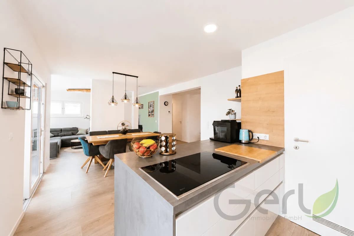 5-Zimmer-Haus kaufen in Salzburg-Umgebung – 143 m², € 748.000 – Bild 2 von 12
