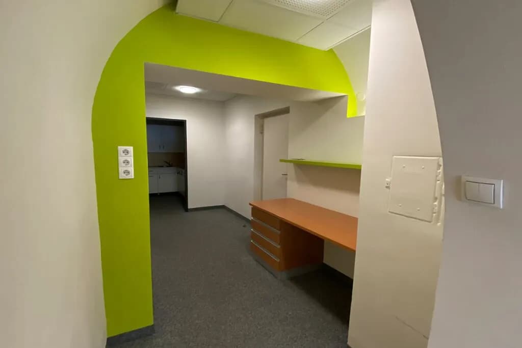 Gewerbeimmobilie mieten in Gmunden – 70 m², € 1.108 – Bild 5 von 10