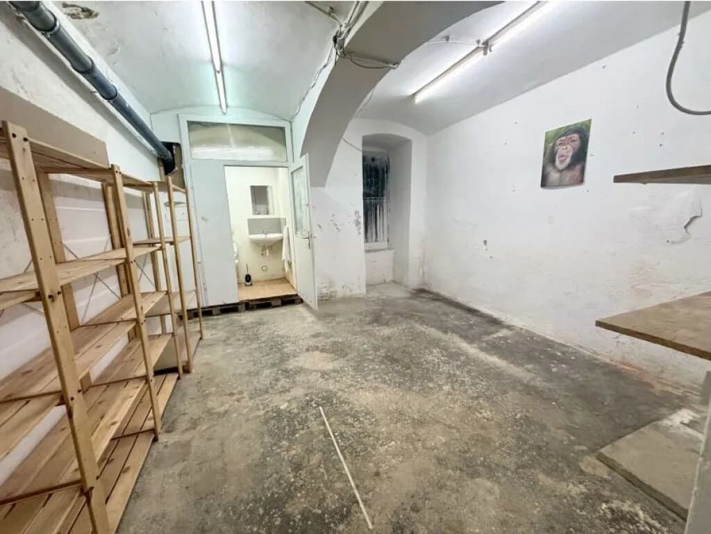 Gewerbeimmobilie mieten in Wien – 151 m², € 990 – Bild 2 von 12