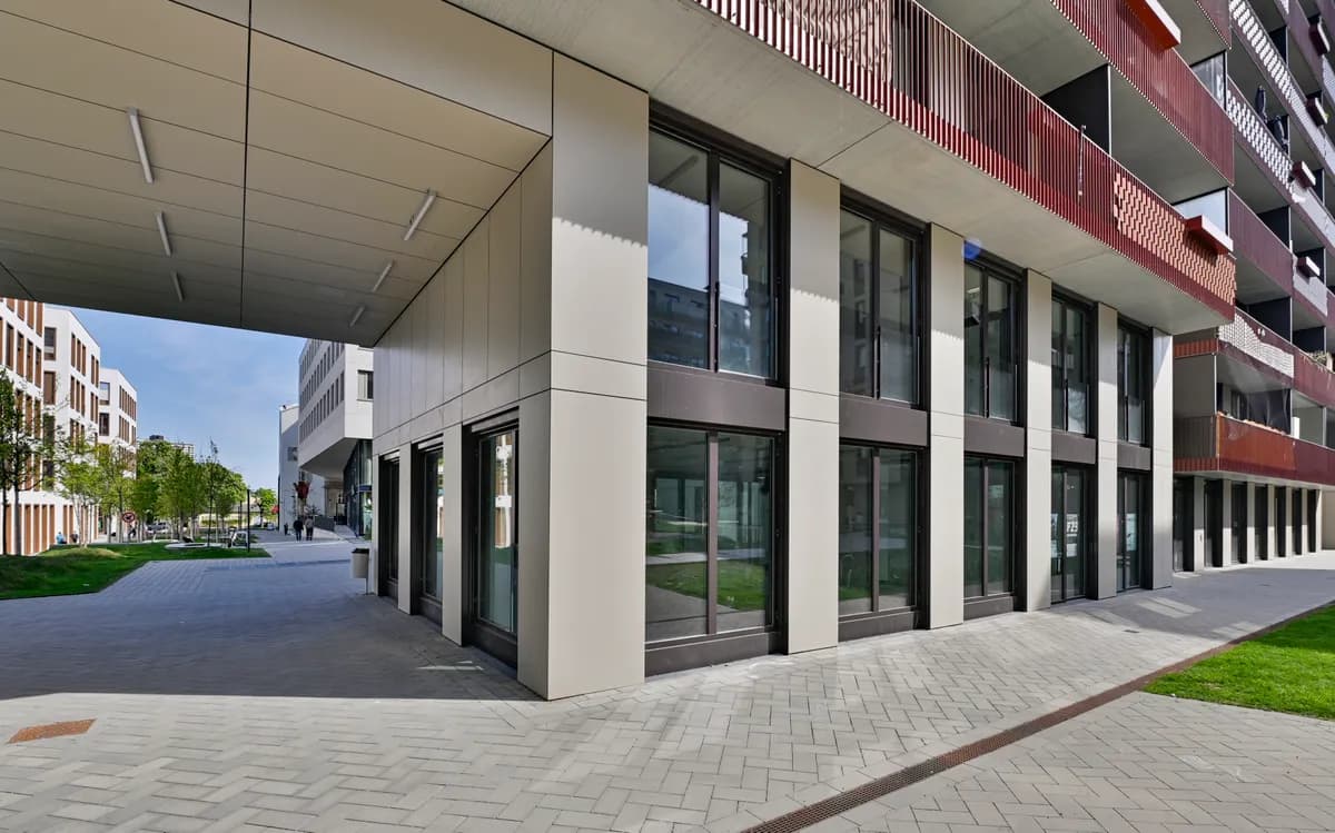 4-Zimmer-Immobilie mieten in Wien – 358 m², € 3.880 – Bild 1 von 31