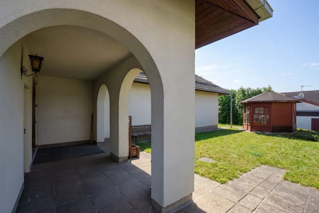 7-Zimmer-Haus kaufen in Sankt Pölten Land – 201 m², € 750.000 – Bild 3 von 23