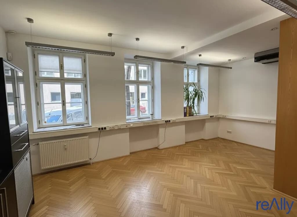 4-Zimmer-Gewerbeimmobilie mieten in Wien – 126 m², € 1.867
