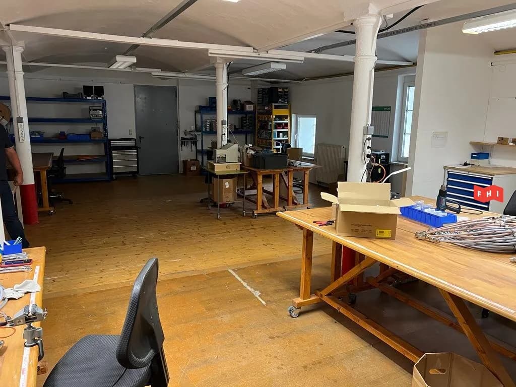 Gewerbeimmobilie mieten in Linz Land – 550 m², € 2.750 – Bild 5 von 14