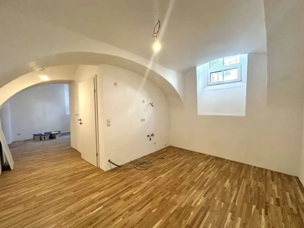 2-Zimmer-Gewerbeimmobilie mieten in Graz – 45 m², € 499 – Bild 2 von 17