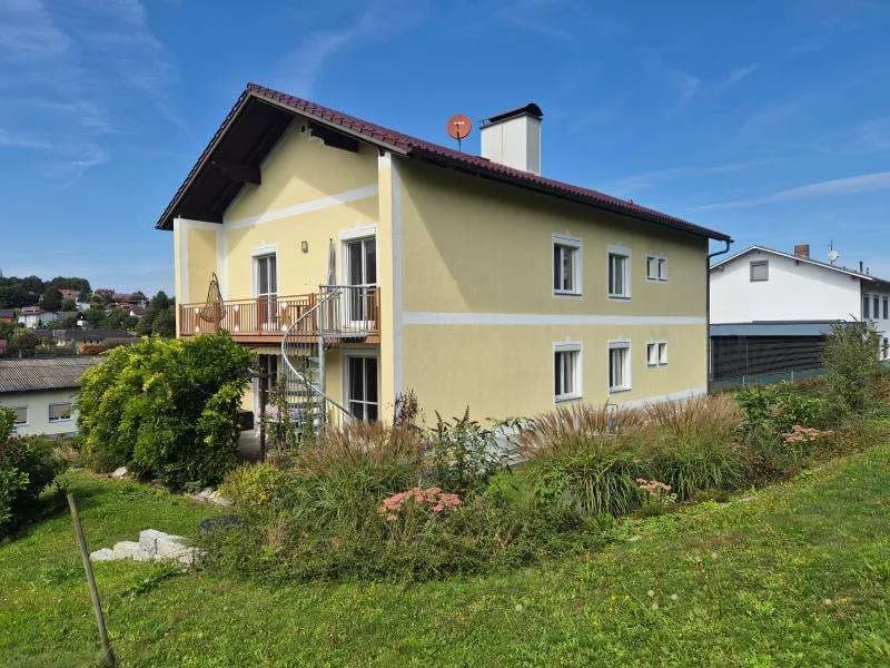 9-Zimmer-Haus kaufen in Linz Land – 234,2 m², € 590.000