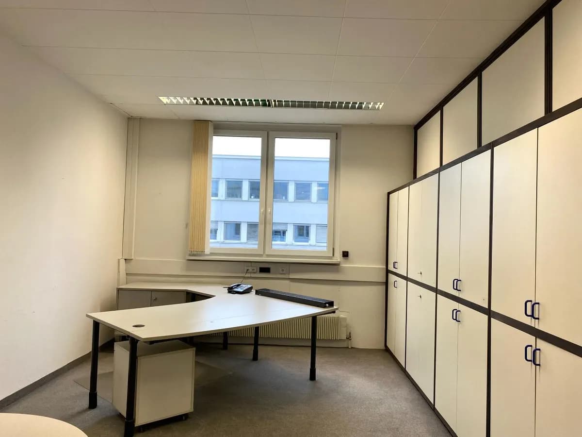 6-Zimmer-Gewerbeimmobilie mieten in Wels – 157 m², € 1.727 – Bild 9 von 26