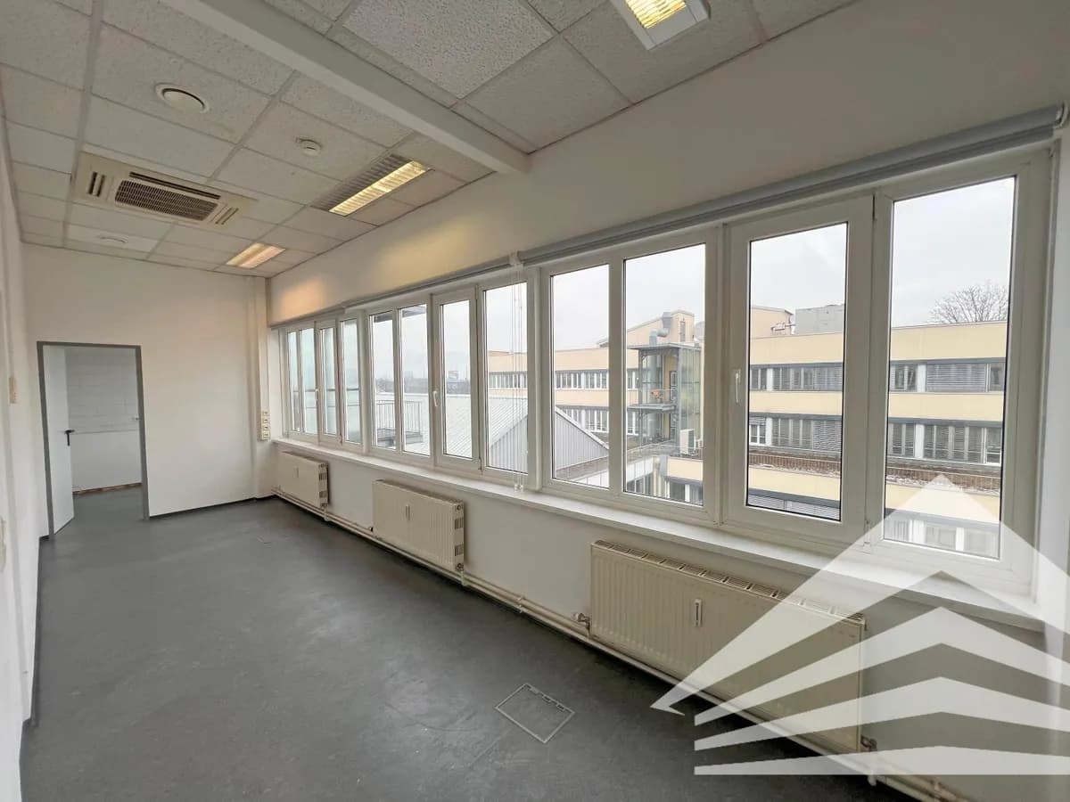 Gewerbeimmobilie mieten in Linz – 249 m², € 2.331 – Bild 8 von 11