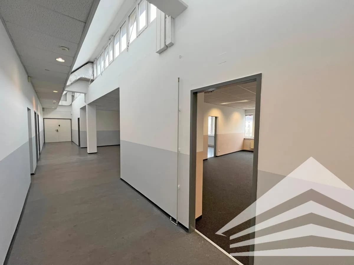 Gewerbeimmobilie mieten in Linz – 249 m², € 2.331 – Bild 9 von 11