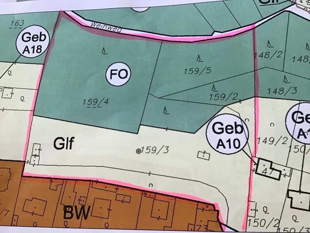Grundstück kaufen in Neunkirchen – 16 409 m², € 80.000