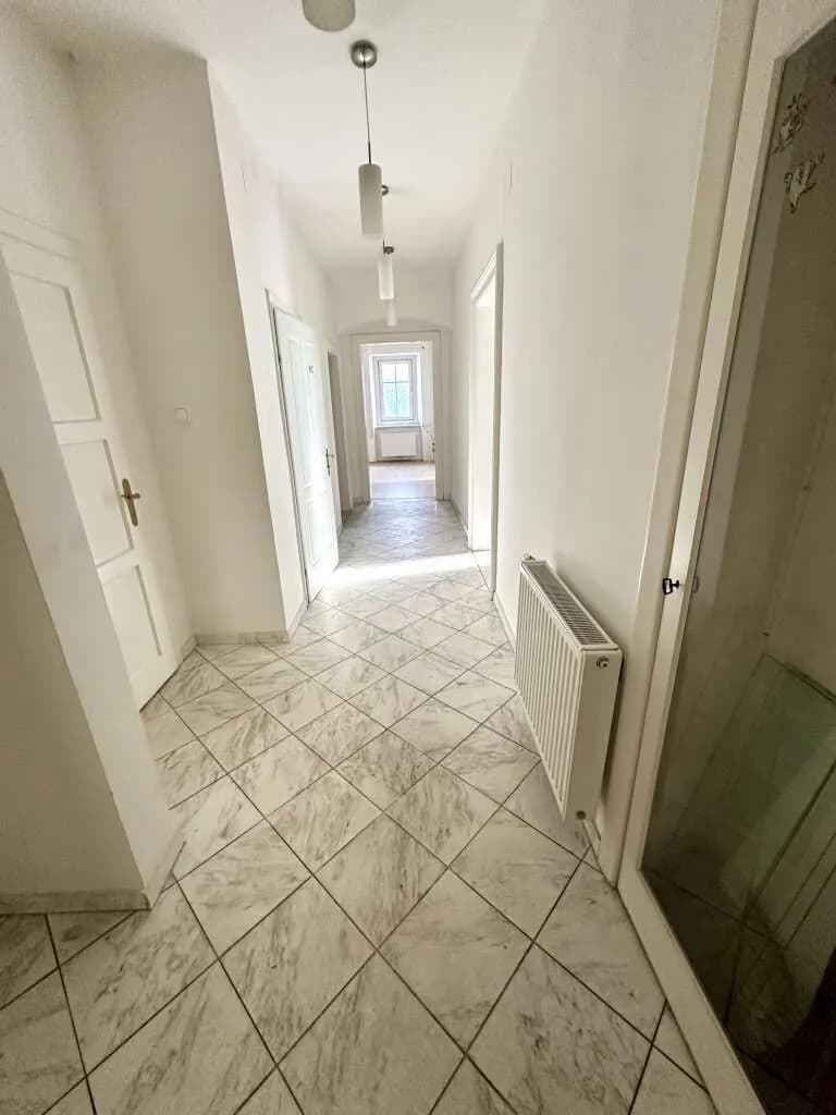 8-Zimmer-Gewerbeimmobilie mieten in Graz – 157 m², € 1.969 – Bild 3 von 25