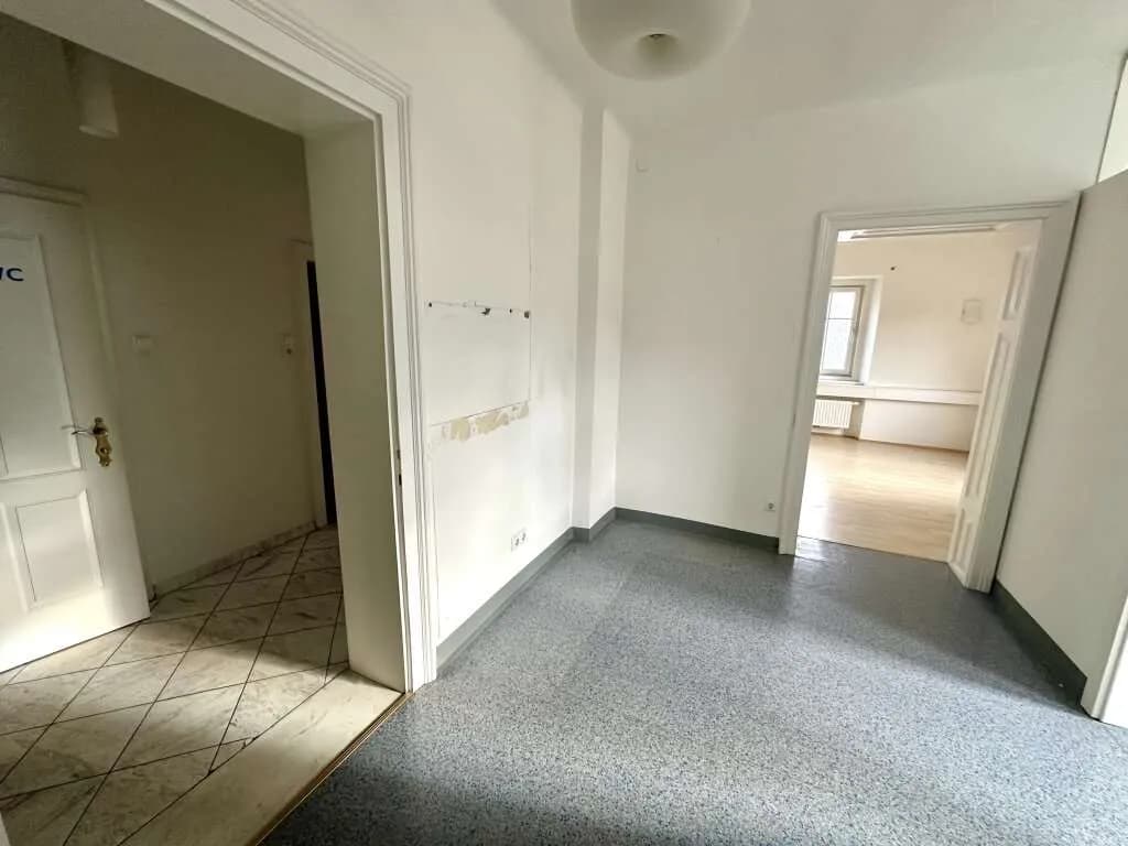 8-Zimmer-Gewerbeimmobilie mieten in Graz – 157 m², € 1.969 – Bild 13 von 25