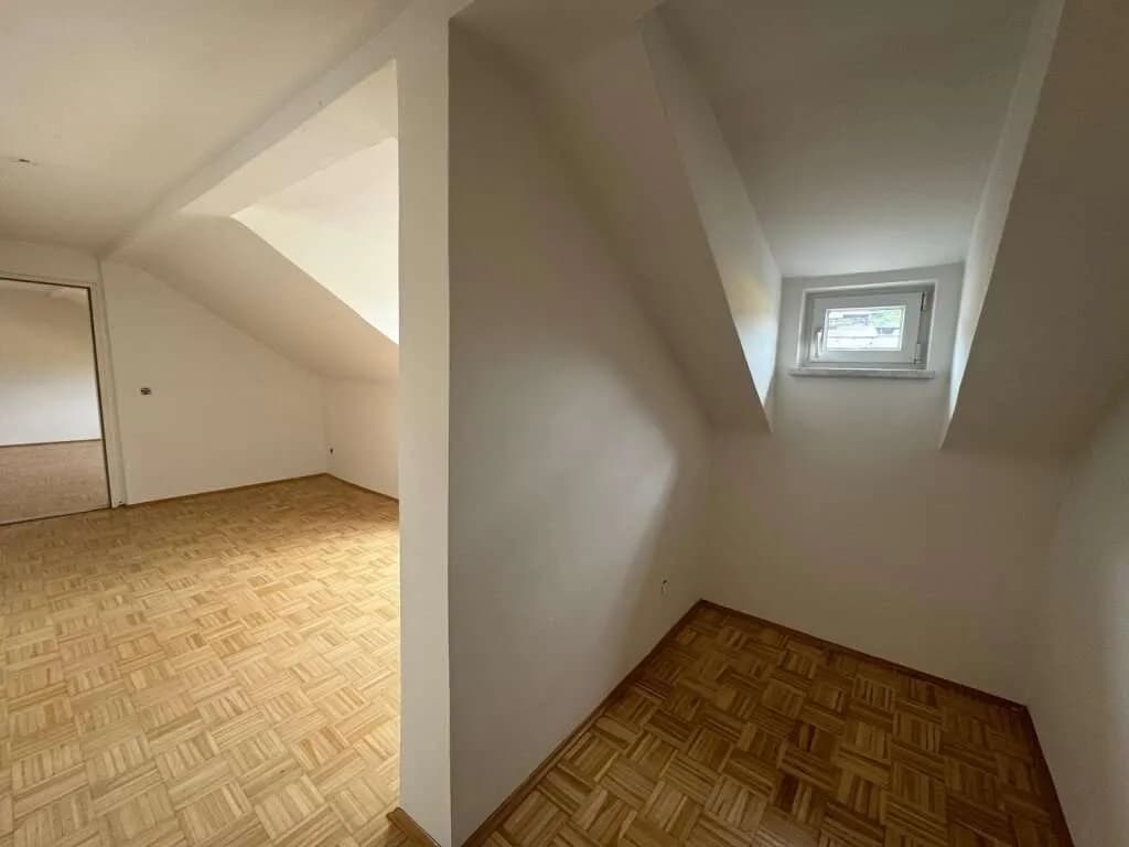 Wohnung mieten in Leoben – 66 m², € 460 – Bild 3 von 7