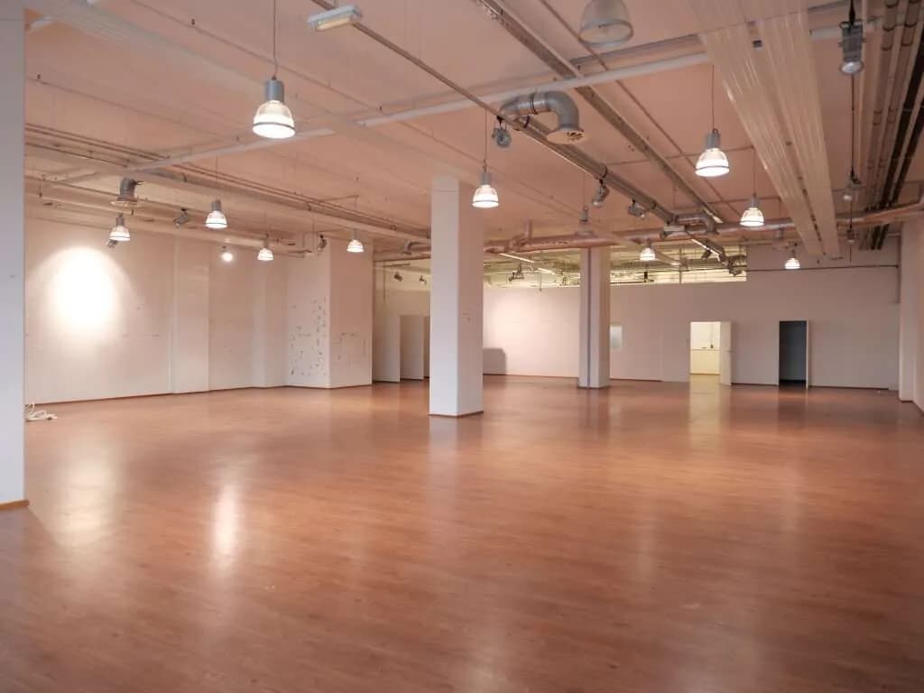 Gewerbeimmobilie mieten in Salzburg-Umgebung – 462 m², € 7.775