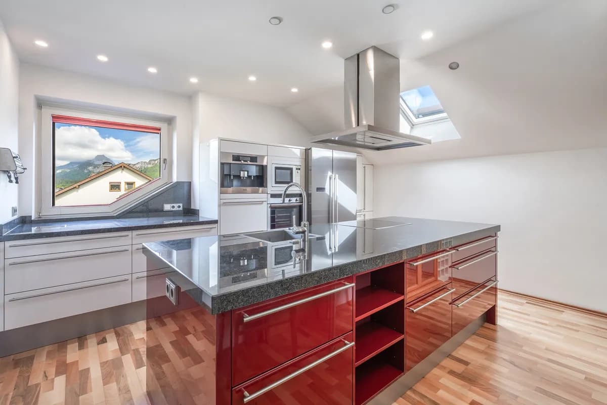 3-Zimmer-Wohnung mieten in Kitzbühel – 120 m², € 2.285 – Bild 2 von 6