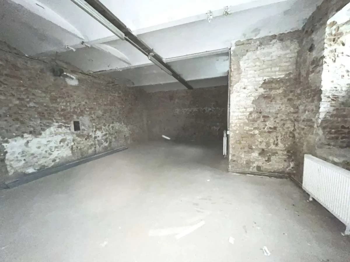 Gewerbeimmobilie mieten in Wien – 84 m², € 1.021