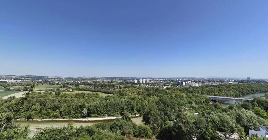 Grundstück kaufen in Wels-Land – 2 859 m², € 1.550.000