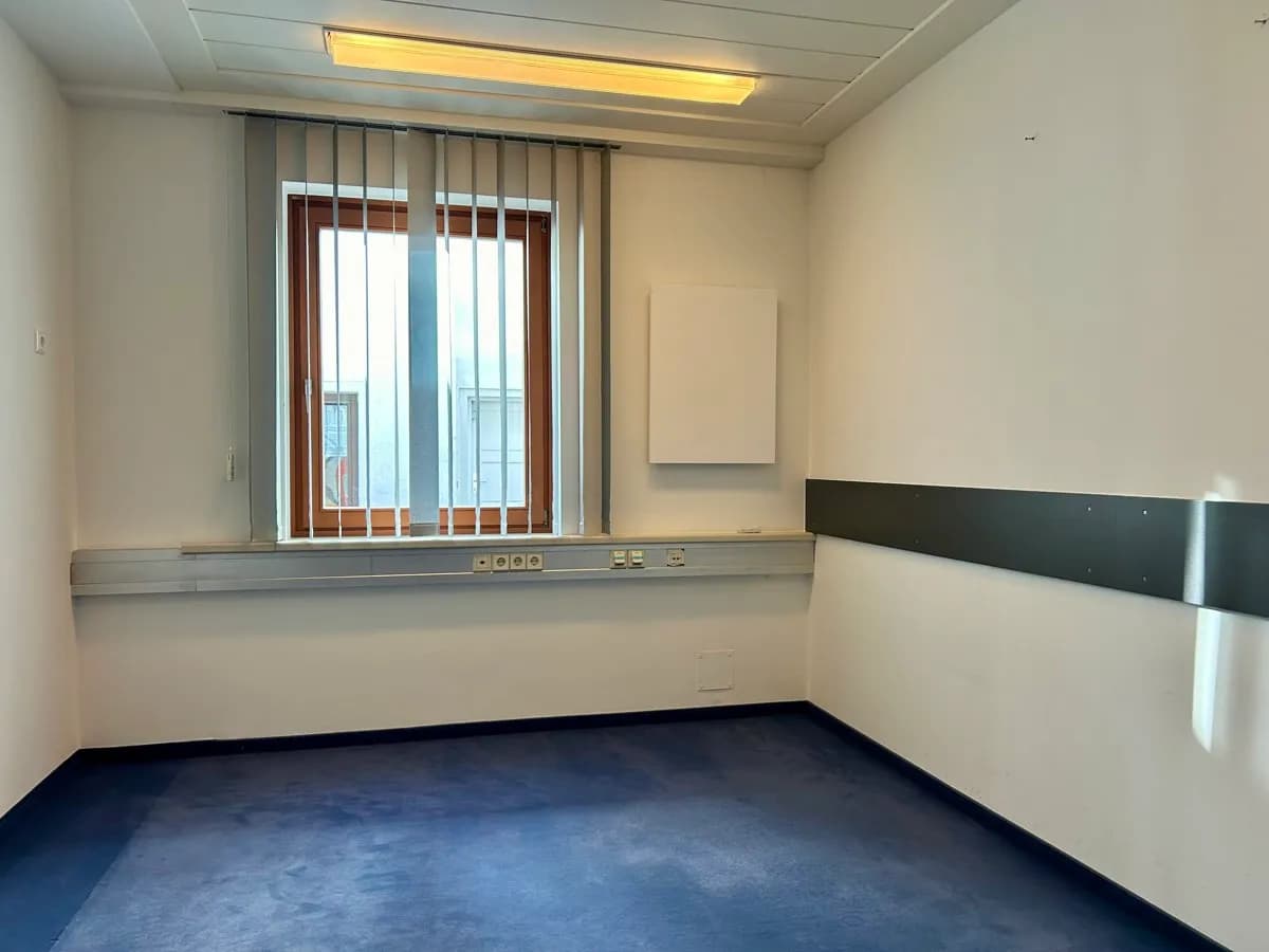 7-Zimmer-Gewerbeimmobilie mieten in Liezen – 297 m², € 4.894 – Bild 10 von 16
