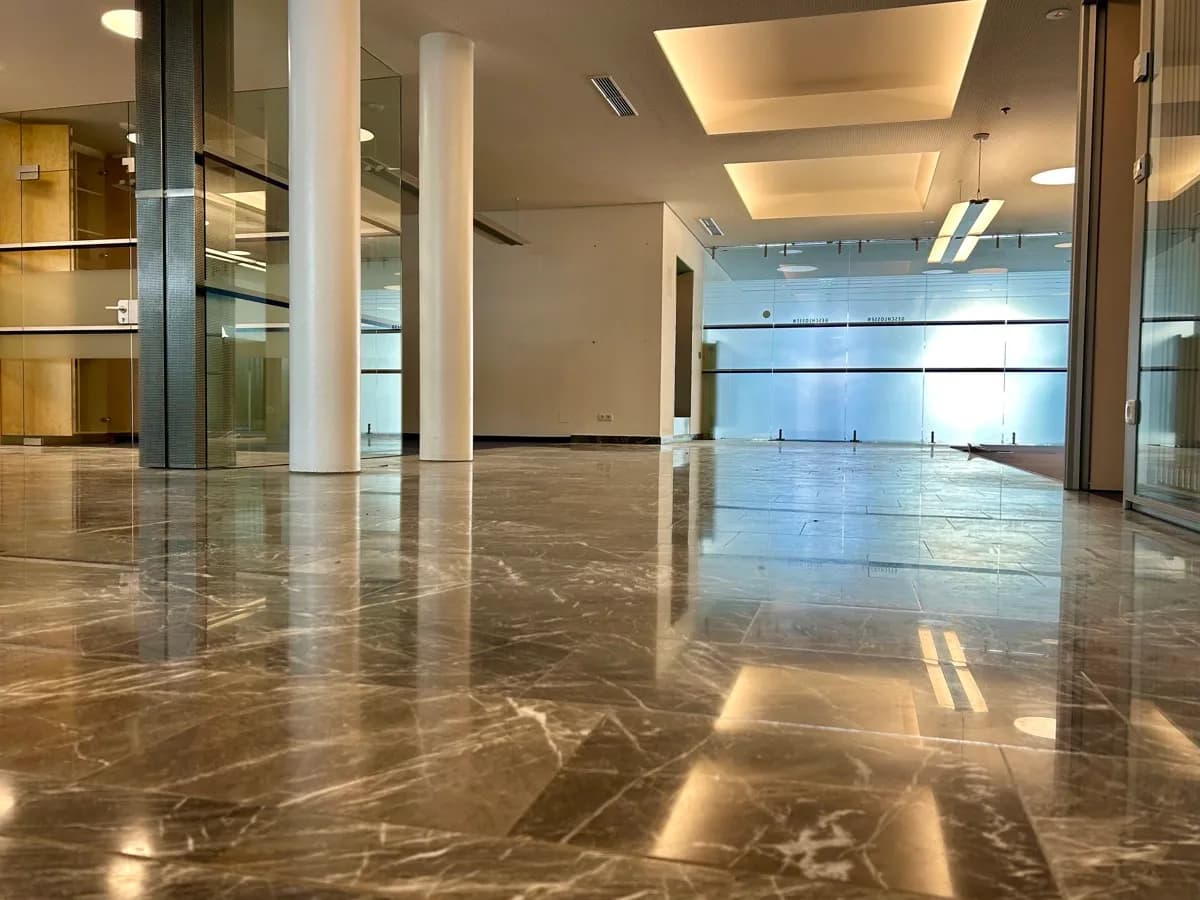 7-Zimmer-Gewerbeimmobilie mieten in Liezen – 297 m², € 4.894 – Bild 13 von 16
